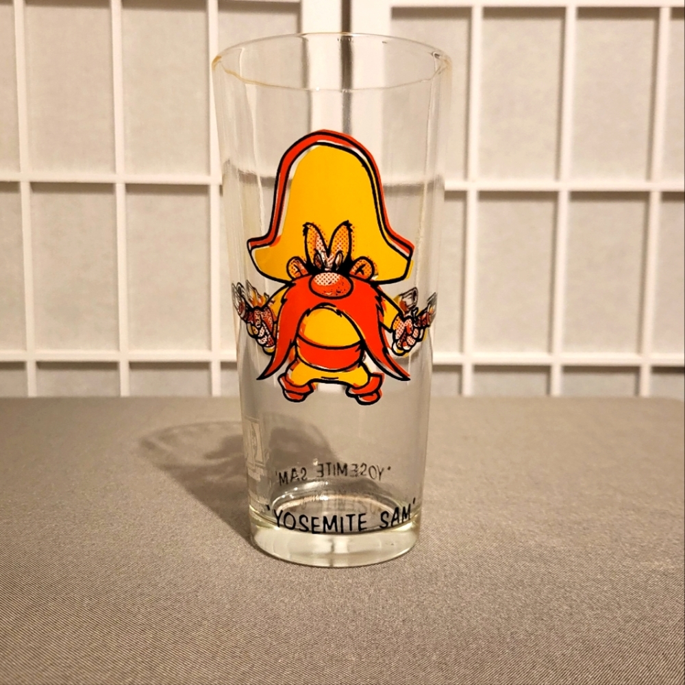 Vintage 1973 Pepsi Collector Series Yosemite Sam 16 Oz Glass